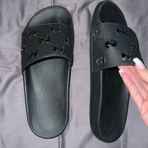 Gucci slides